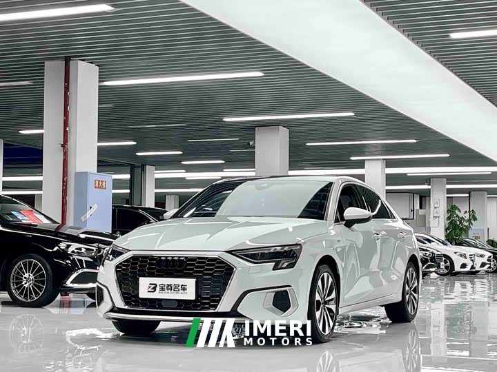 Audi A3 A3L Limousine 35 TFSI Progressive Elegant Edition - автомобиль из Китая