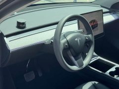Tesla Model Y rear-wheel drive version - фото 18