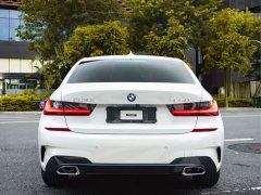 BMW 3 Series 325Li M Sports Package - фото 3