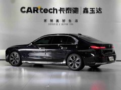 BMW 7 Series 2026 735Li Luxury Package - фото 7