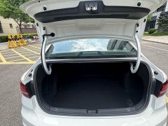 Volkswagen Lavida 300TSI DSG Starry Sky Full Edition - фото 11