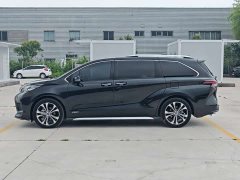 Lynk & Co Grevia 2023 2.5L Hybrid Premium PLUS Edition - фото 7