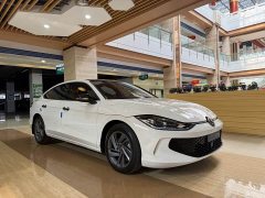 Lynk & Co Lingdu L 280TSI DSG spicy version - фото 5