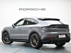 Porsche Cayenne 2023 Cayenne Turbo GT 4.0T - фото 3