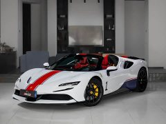 Ferrari SF90 2021 3.9T V8 Spider - фото 1