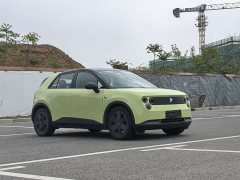 Lynk & Co firefly free version - фото 3