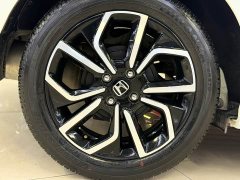 Lynk & Co LIFE 2021 1.5L CVT SPORT Heartbeat Edition - фото 20