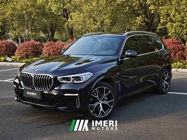 BMW X5 facelift xDrive 40Li M sports package - автомобиль из Китая