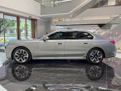 BMW 7 Series 740Li Leading Luxury Package - фото 7