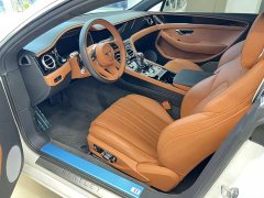 Bentley Continental 4.0T GT V8 - фото 10
