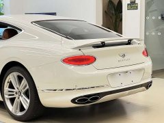 Bentley Continental 4.0T GT V8 - фото 8