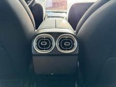 Mercedes-Benz C-Class facelift C 260 L sports version - фото 10