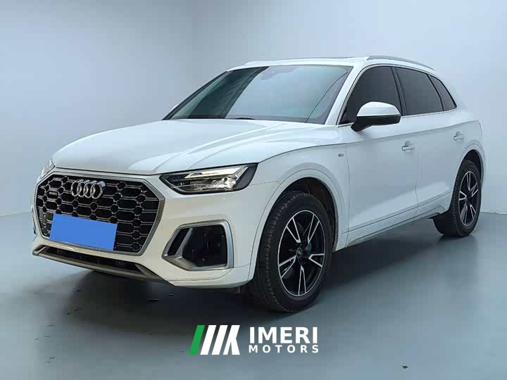 Audi Q5L 2024 40 TFSI Fashionable and Dynamic - автомобиль из Китая