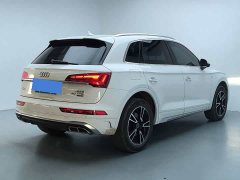 Audi Q5L 2024 40 TFSI Fashionable and Dynamic - фото 4