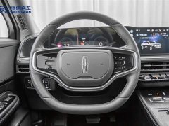 Lynk & Co Adventurer 2024 2.0T two-wheel drive exclusive edition - фото 17
