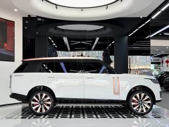 Land Rover Range Rover Year Facelift 3.0 L6 400PS HSE Long Wheelbase - фото 4