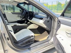Lexus ES 200 Premium Edition - фото 13