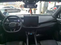 Lynk & Co 06 Renew 1.5T Halo - фото 10