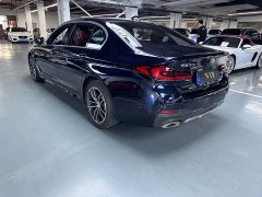 BMW 5 Series facelift 2 525Li M sports package - фото 16