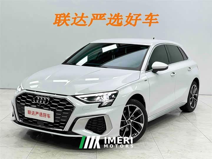 Audi A3 Sportback 35 TFSI aggressive sports - автомобиль из Китая