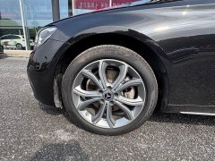 Mercedes-Benz E-Class E 300 L Sporty and Fashionable - фото 8