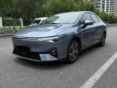 Xpeng P5 550P - фото 1