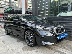BMW 5 Series (Imported) 2024 525i M Sports Package - фото 3