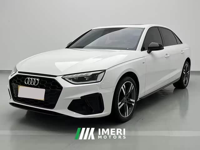Audi A4L 40 TFSI Luxury Dynamic - автомобиль из Китая