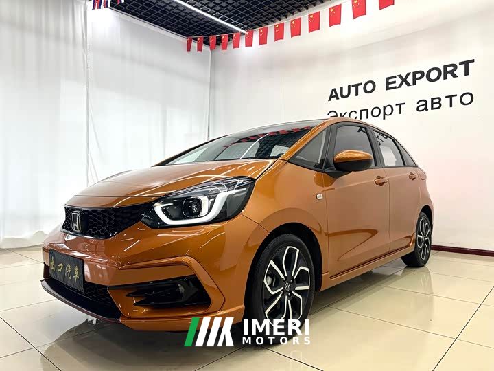 Lynk & Co LIFE 2021 1.5L CVT SPO-SS Smart Edition - автомобиль из Китая