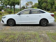 BMW Roewe i5 2021 1.5L Manual Diamond Edition - фото 4