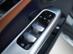 Mercedes-Benz GLC New Energy 2025 350 e L 4MATIC Collector's Edition - фото 10