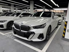 BMW 5 Series 2025 530Li Exclusive M Sports Package - фото 1
