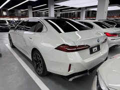 BMW 5 Series 2025 530Li Exclusive M Sports Package - фото 15