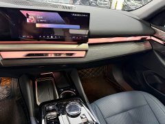 BMW 5 Series 2025 530Li Exclusive M Sports Package - фото 7
