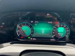 Volkswagen Golf 2023 280TSI DSG Pro 20th Anniversary Edition - фото 5
