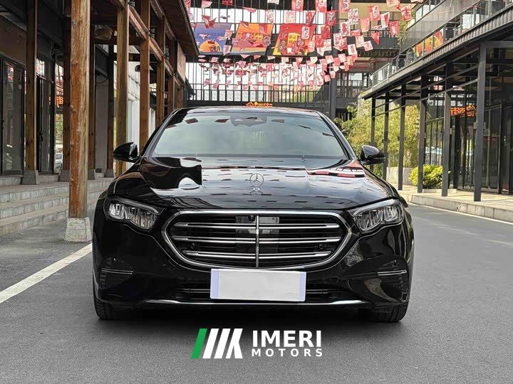 Mercedes-Benz E-Class E 300 L Luxury - автомобиль из Китая