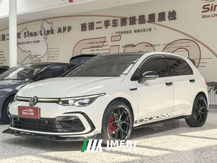 Volkswagen Golf facelift 280TSI DSG R-Line Lite - автомобиль из Китая