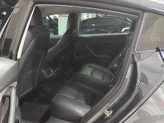 Tesla Model 3 rear-wheel drive version - фото 8