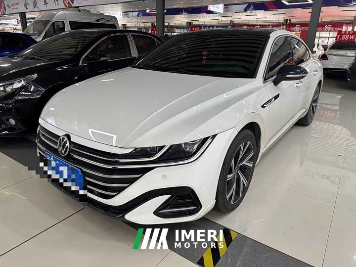 FAW-Volkswagen CC 380TSI eye-catching version