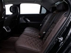 BMW 7 Series 2023 740Li M Sport Package - фото 14