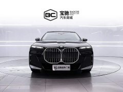 BMW 7 Series 2023 740Li M Sport Package - фото 2