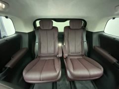 BMW Century 2.0T Six-Seater Yunshi Edition - фото 11