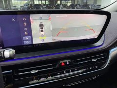 BMW Century 2.0T Six-Seater Yunshi Edition - фото 16
