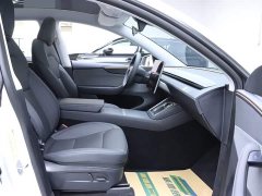 Tesla Model Y 2025 rear-wheel drive version - фото 15