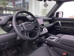Land Rover Defender 110 3.0T P400 75th Anniversary Legend Edition - фото 6