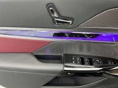 BMW 7 Series 2023 735Li Luxury Line - фото 5
