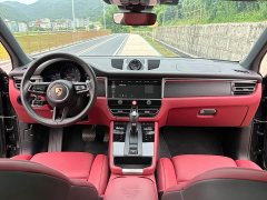 Porsche Macan 2.0T - фото 13