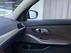 BMW 3 Series 330i M Sports Night Package - фото 17