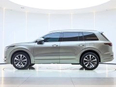 Li Auto Ideal ONE 2020 extended range 6-seater version - фото 9