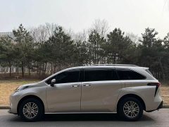 Toyota SIENNA 2021 2.5L Hybrid Comfort Edition - фото 3